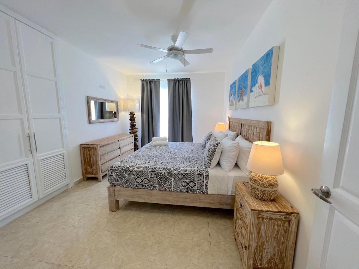 Aventura Village Los Corales Beach And Spa 蓬塔卡纳 外观 照片